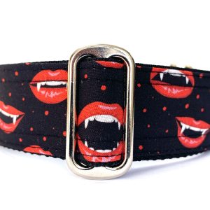 Halloween collars Fangs